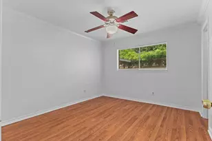 8918 Grape St, Houston, TX 77036 - Photo 19