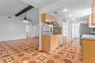 8918 Grape St, Houston, TX 77036 - Photo 9