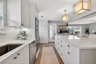 8106 Twin Hills Dr, Houston, TX 77071 - Photo 27