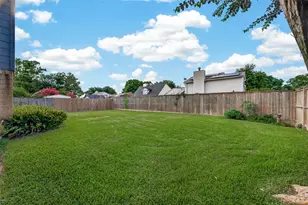 13739 Kensington Pl, Houston, TX 77034 - Photo 33