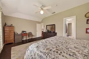 13739 Kensington Pl, Houston, TX 77034 - Photo 27