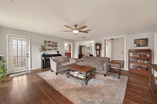 13739 Kensington Pl, Houston, TX 77034 - Photo 7