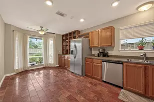 13739 Kensington Pl, Houston, TX 77034 - Photo 11