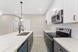 9303 Firnat St, Houston, TX 77016 - Photo 5