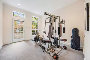 9103 Hudson Ct, Houston, TX 77024 - Photo 41