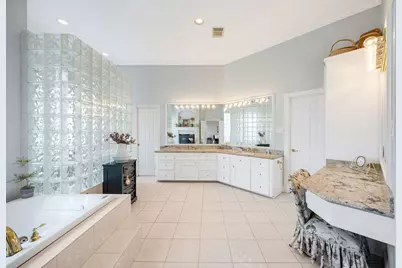 9103 Hudson Court, Houston, TX 77024 - Photo 29