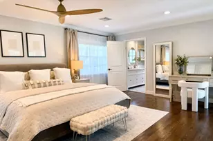 7803 Meadowglen Ln, Houston, TX 77063 - Photo 21