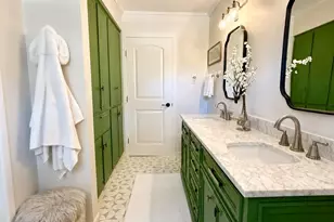 7803 Meadowglen Ln, Houston, TX 77063 - Photo 29