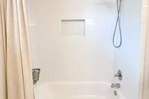 7803 Meadowglen Ln, Houston, TX 77063 - Photo 31