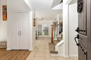 49 Country Forest Ct, The Woodlands, TX 77380 - Photo 5