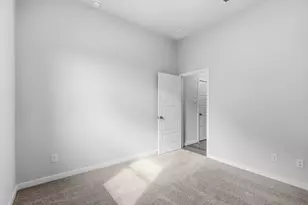 10934 Skyway Ln, Missouri City, TX 77459 - Photo 13