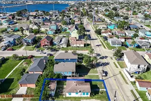 2209 Saladia St, Galveston, TX 77551 - Photo 21