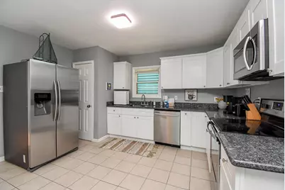 2209 Saladia Street, Galveston, TX 77551 - Photo 9