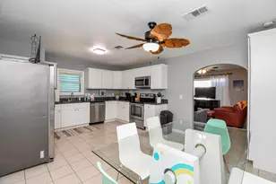 2209 Saladia St, Galveston, TX 77551 - Photo 11