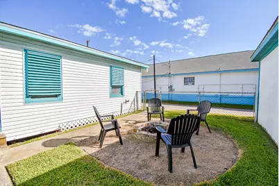 2209 Saladia Street, Galveston, TX 77551 - Photo 19