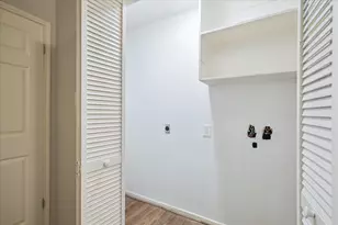 13603 Woodchester Dr, Sugar Land, TX 77498 - Photo 15