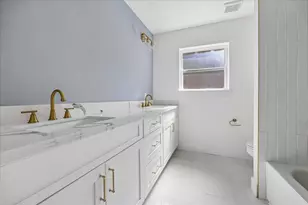 6027 Valkeith Dr, Houston, TX 77096 - Photo 19