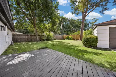 6027 Valkeith Drive, Houston, TX 77096 - Photo 21