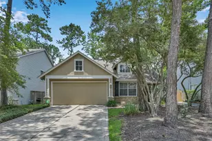 24 E New Avery Pl, The Woodlands, TX 77382 - Photo 1