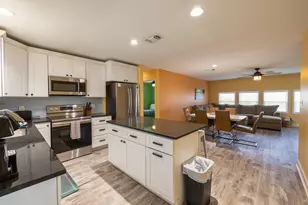 4206 Seabird Dr, Galveston, TX 77554 - Photo 7