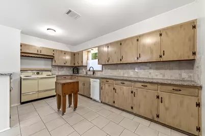 8330 Elm, Montgomery, TX 77316 - Photo 5
