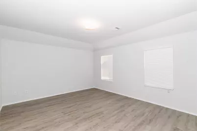 8622 Doris Oaks Circle, Houston, TX 77028 - Photo 5