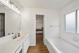 2719 Chatford Hollow Ln, Houston, TX 77014 - Photo 17