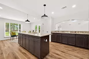 25915 Maplewood Dr, Spring, TX 77386 - Photo 19