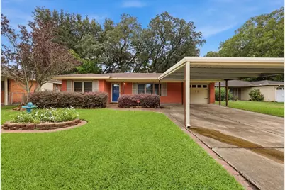 627 Crepe Myrtle Avenue, Orange, TX 77630 - Photo 1