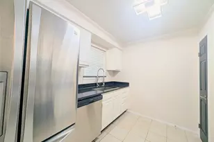 29011 Atherstone St, Spring, TX 77386 - Photo 9