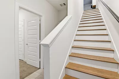 2733 Eado Edge Court, Houston, TX 77020 - Photo 5