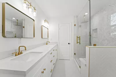 10722 Lynbrook Drive, Houston, TX 77042 - Photo 19