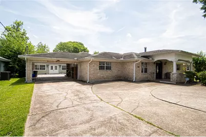2650 W Lucas Drive, Beaumont, TX 77706 - Photo 3