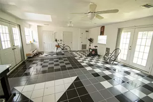 2650 W Lucas Dr, Beaumont, TX 77706 - Photo 19