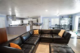 2650 W Lucas Dr, Beaumont, TX 77706 - Photo 5