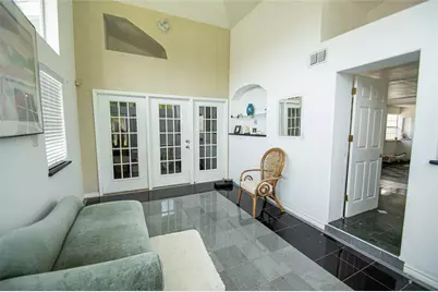 2650 W Lucas Drive, Beaumont, TX 77706 - Photo 3