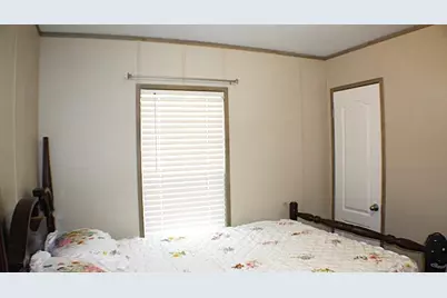 12240 Fm 1383, Schulenburg, TX 78956 - Photo 19