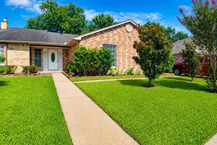 9507 Wellsworth Dr, Houston, TX 77083 - Photo 1