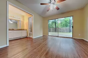 11 Brentwood Oaks Ct, The Woodlands, TX 77381 - Photo 11