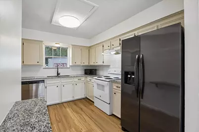 1600 Hazelwood Street #B, Conroe, TX 77301 - Photo 13