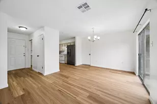 1600 Hazelwood St, Conroe, TX 77301 - Photo 11
