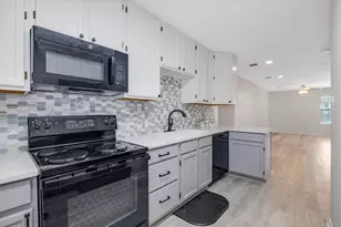 8714 Holly Hills Dr, Tomball, TX 77375 - Photo 35