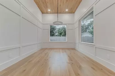 608 E 26th Street, Houston, TX 77008 - Photo 13