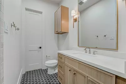 608 E 26th Street, Houston, TX 77008 - Photo 37