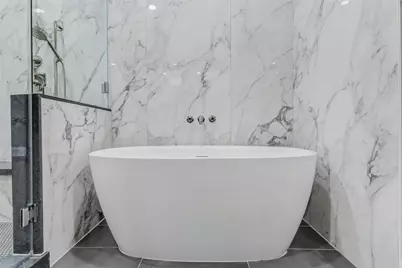 608 E 26th Street, Houston, TX 77008 - Photo 31