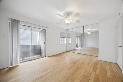 5807 Beverlyhill Street #23, Houston, TX 77057 - Photo 9