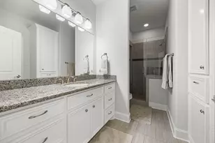 5119 Locust St, Bellaire, TX 77401 - Photo 33