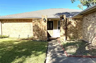 3710 Embarcadero Dr, Houston, TX 77082 - Photo 3