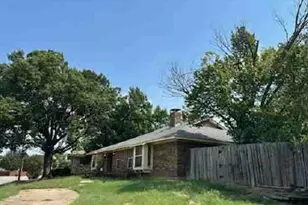 1004 Forest Ridge Dr, Bedford, TX 76022 - Photo 3
