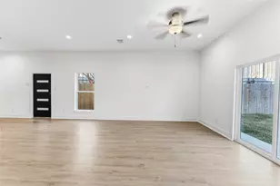 2217 Lee St, Houston, TX 77026 - Photo 5